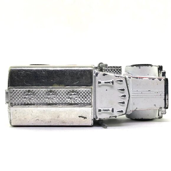 🦋 1981 Matchbox Superfast #56 Shell Peterbilt Tanker vintage 1/80 die cast car - Picture 7 of 11